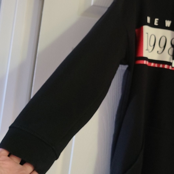 H&M Sweatshirt Dress - Picture 5 of 7